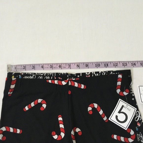 NWT Holiday 3 Pair Leggings & Llama Socks - Picture 4 of 11